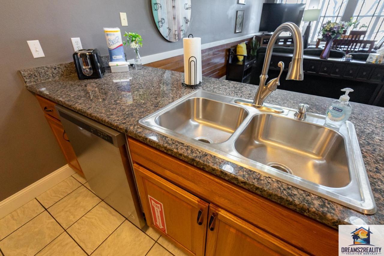 2Br Walk-In Condo - Near The 76 Strip - Pool - Free Tickets Included - Cla-8 Μπράνσον Εξωτερικό φωτογραφία