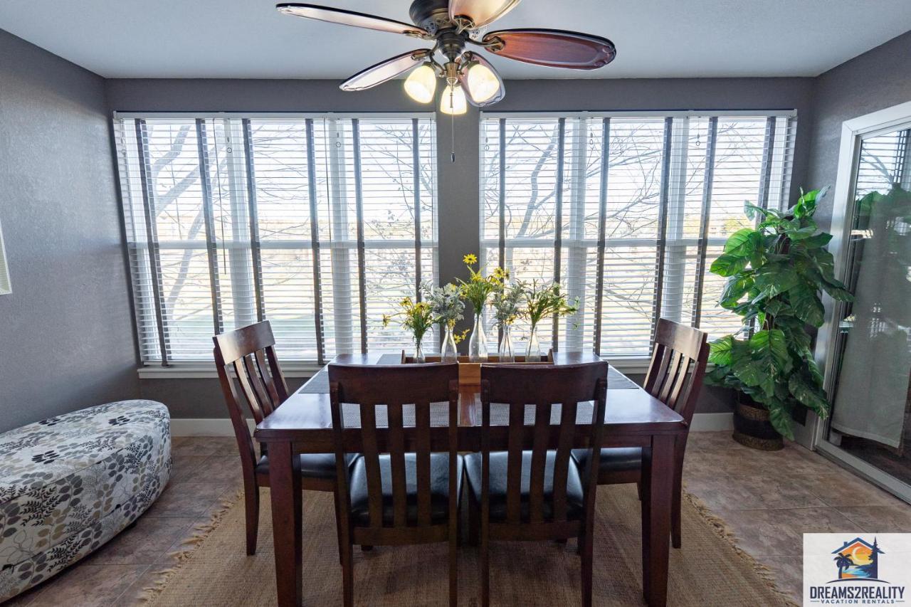 2Br Walk-In Condo - Near The 76 Strip - Pool - Free Tickets Included - Cla-8 Μπράνσον Εξωτερικό φωτογραφία