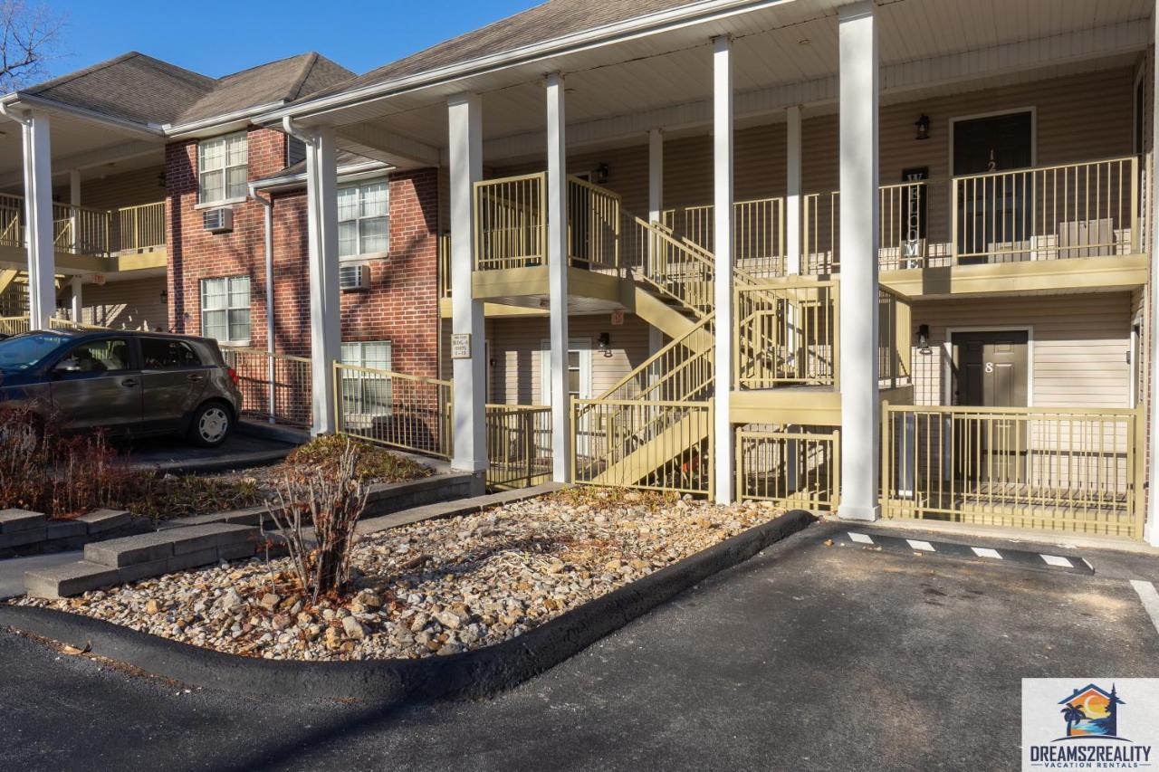 2Br Walk-In Condo - Near The 76 Strip - Pool - Free Tickets Included - Cla-8 Μπράνσον Εξωτερικό φωτογραφία